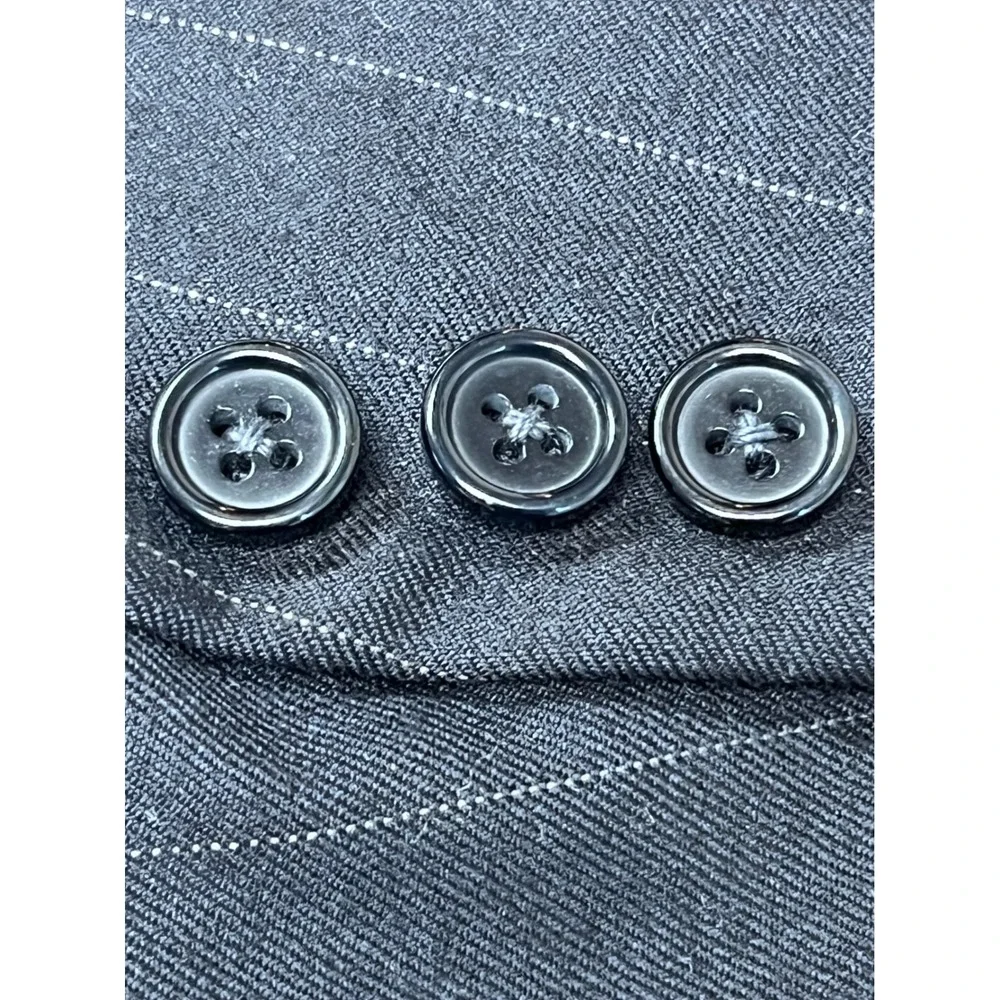 BRIONI Blazer Sport Coat 40L Blue‎ Pinstripe Wool Italy Luxury Professional